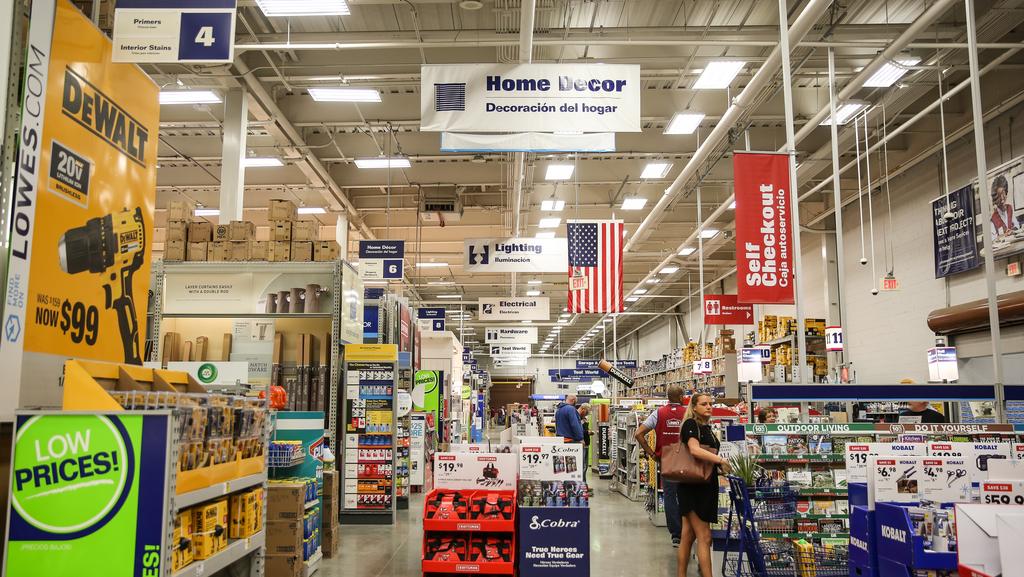 Lowe's Departmental Store