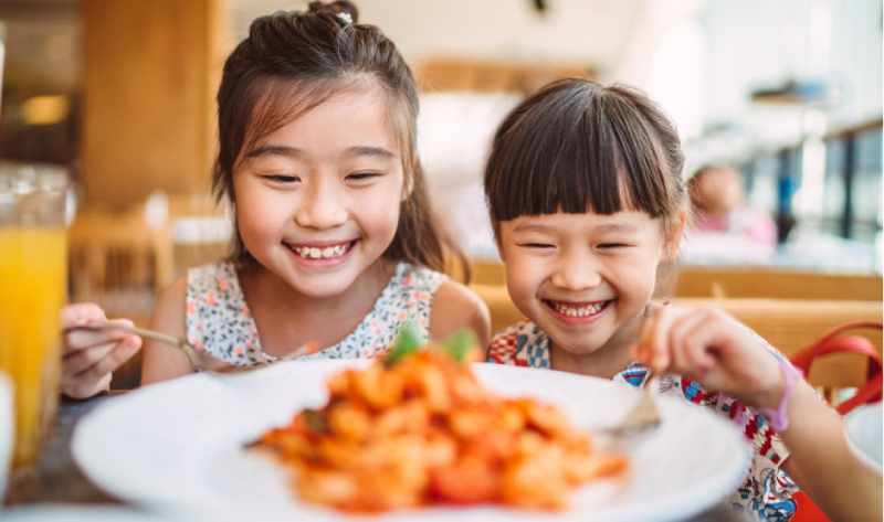 Kids Eat Free 